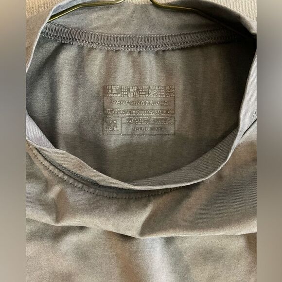 Layer 8 Qwick-Dry Athletic Boys Tee Shirt - Picture 3 of 3